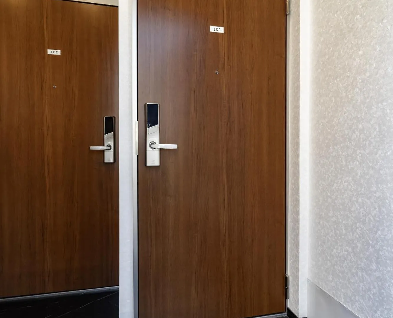 Apartment 84-1, Shiomi 101, Entire Room For Rent Tokyo